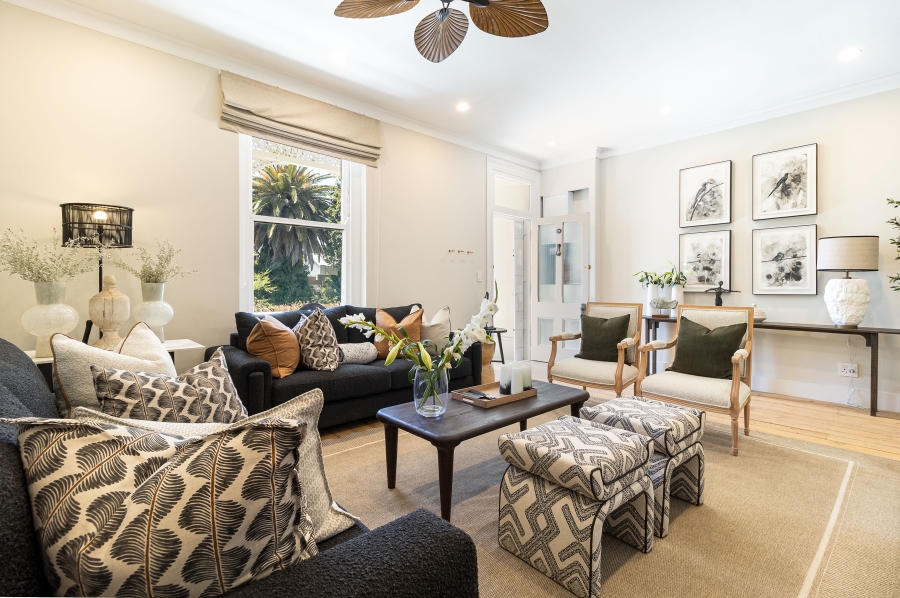 4 Bedroom Property for Sale in Oranjezicht Western Cape